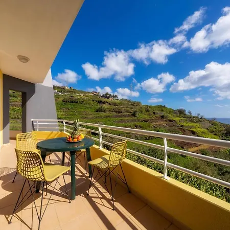 Sea View By Atlantic * Canico (Madeira)